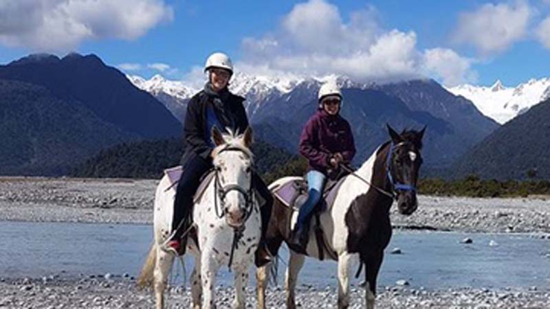 Experience the sheer beauty of the Franz Josef Glacier region on horseback with a 1.5 hour trek brought to you by Glacier Country Horses.